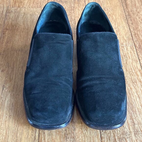 Saks Fifth Avenue Women's 7.5 black suede block heel loafer - Picture 10 of 10